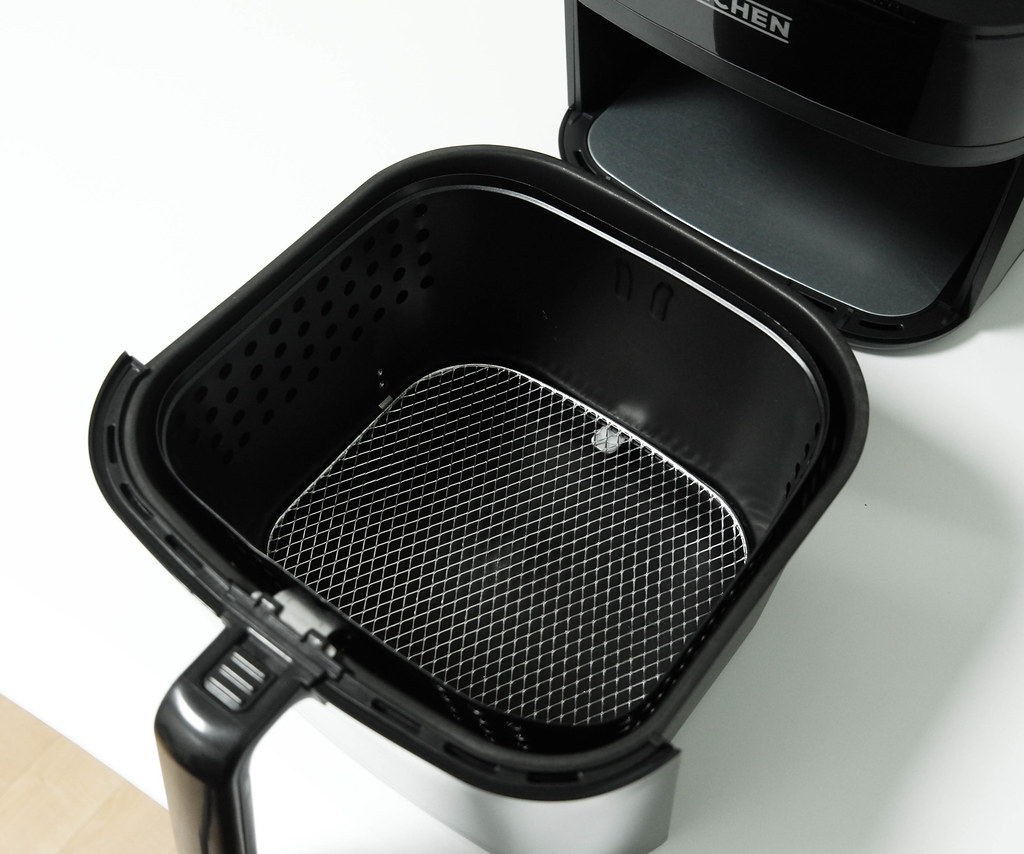 Can You Put Metal In An Air Fryer Can You Put Metal In An Air Fryer