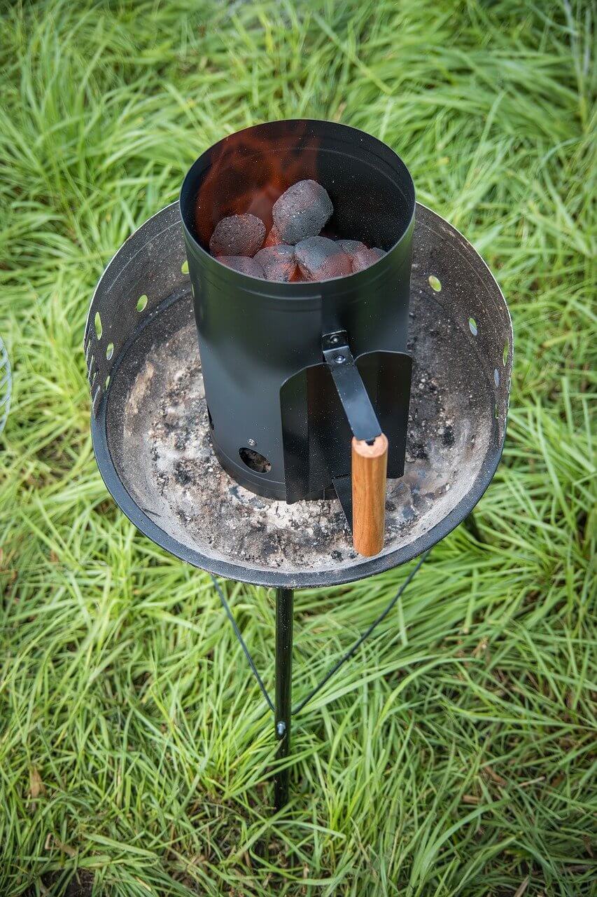 How To Use A Charcoal Chimney The Right Way How To Use A Charcoal Chimney The Right Way