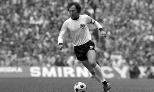 Hoàng đế Franz Beckenbauer