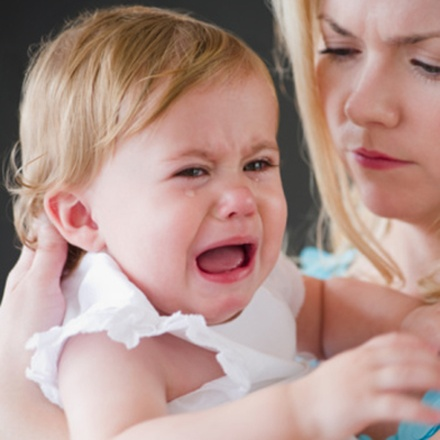 Bố mẹ không nên tự ý xử lí viêm lợi