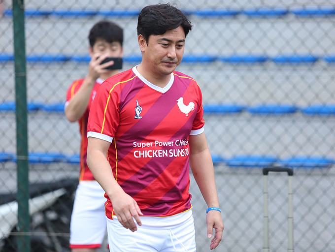 Vẻ ngoài điển trai của cựu cầu thủ Hàn Quốc Ahn Jung - Hwan