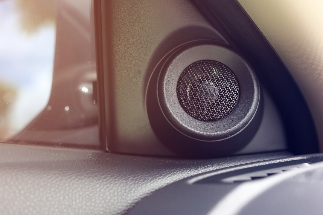 Speaker Showdown: Component Speakers Vs Coaxial Speakers Speaker Showdown: Component Speakers Vs Coaxial Speakers