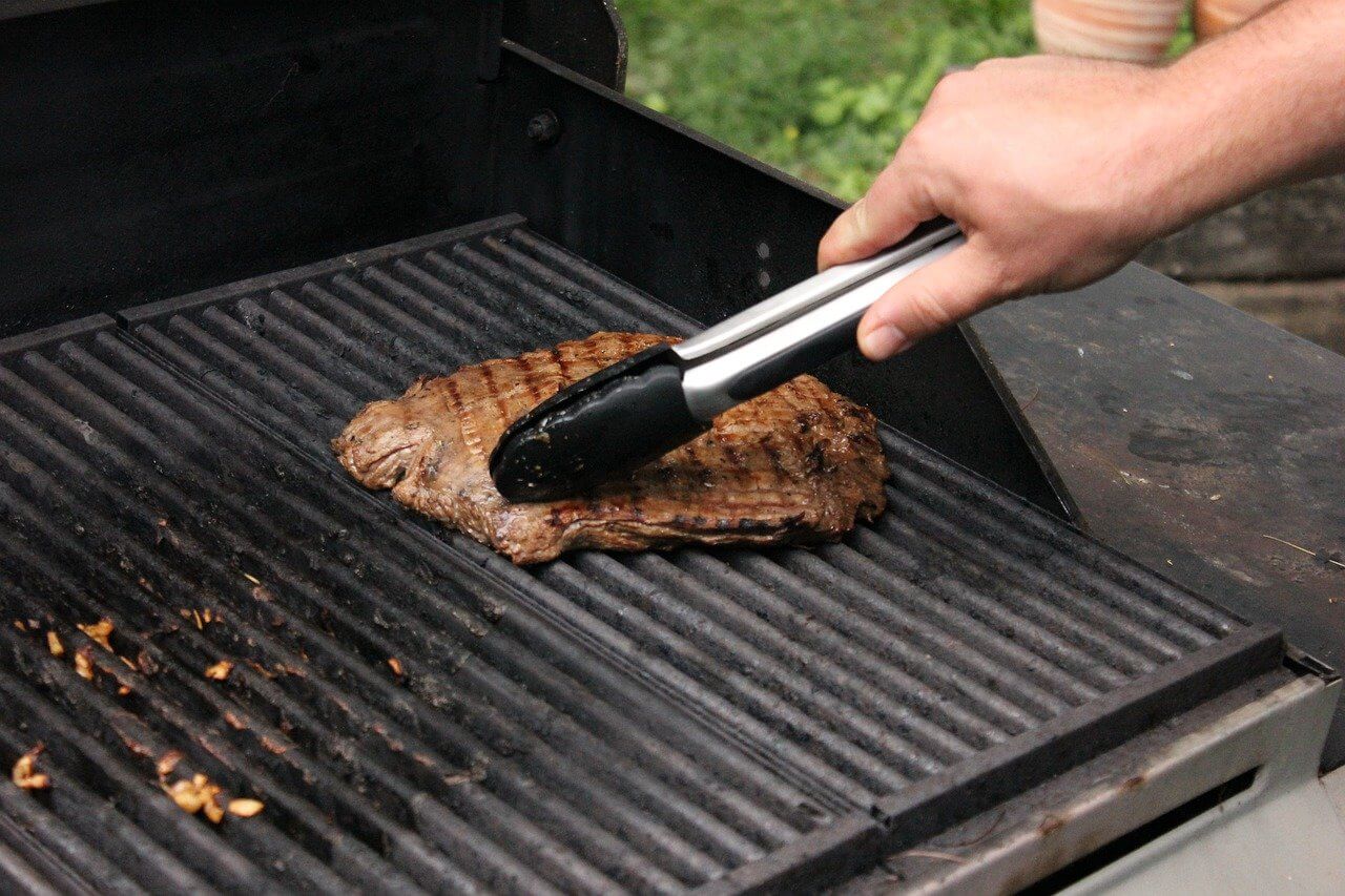How To Clean Grill Grates And Keep Them Looking Good How To Clean Grill Grates And Keep Them Looking Good