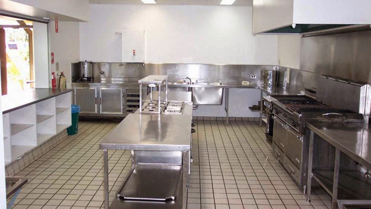 Các thiết bị bếp được bố trí hợp lý