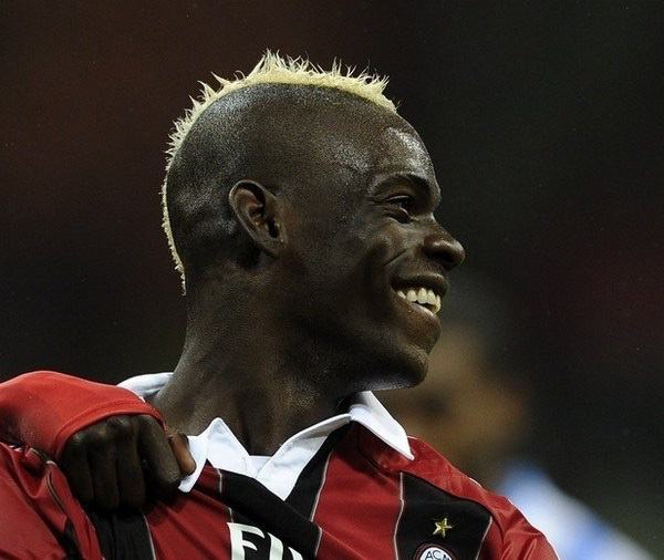 Mario Balotelli một trong những cầu thủ có chỉ số IQ cao những tính cách khác lạ