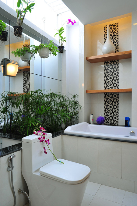 Tận dụng ánh sáng để thiết kế tiểu cảnh cho nhà vệ sinh thêm thoải mái