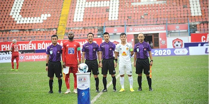 V - League có thể sẽ diễn ra nhưng không có khán giả