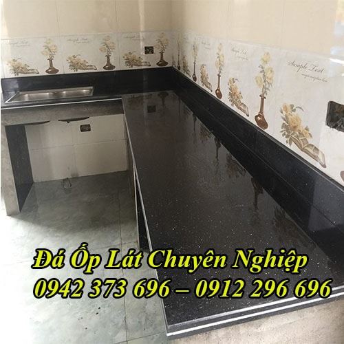 Đá bàn bếp kim sa trung