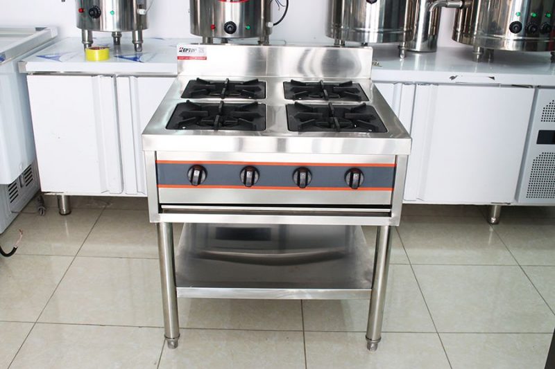 Sử dụng bếp âu 4 họng