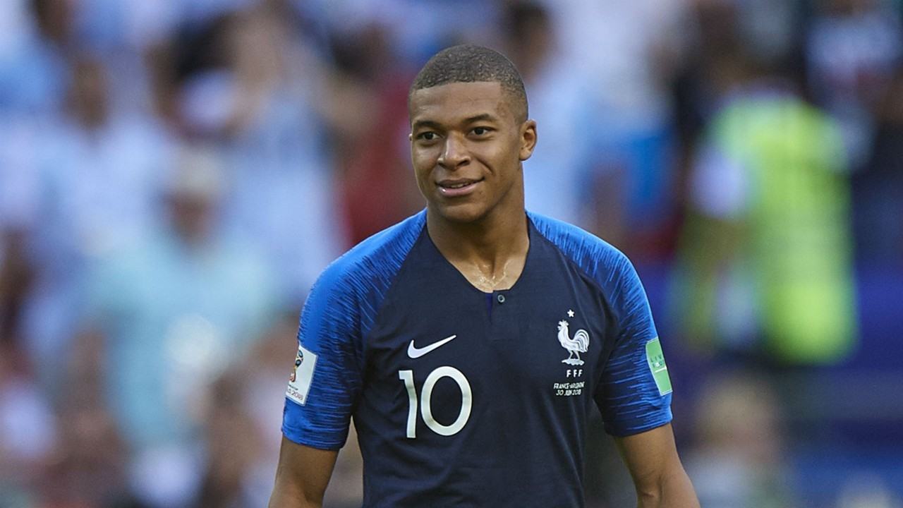 Kylian Mbappe là cầu thủ có giá trị chuyển nhượng cao hơn 190 triệu Euro