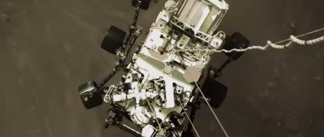Wild NASA image shows Perseverance rover just before Mars touchdown Wild NASA image shows Perseverance rover just before Mars touchdown