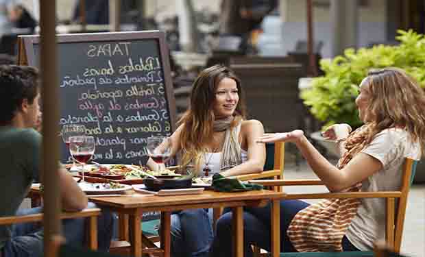 How Long Can You Stay At A Restaurant? How Long Can You Stay At A Restaurant?