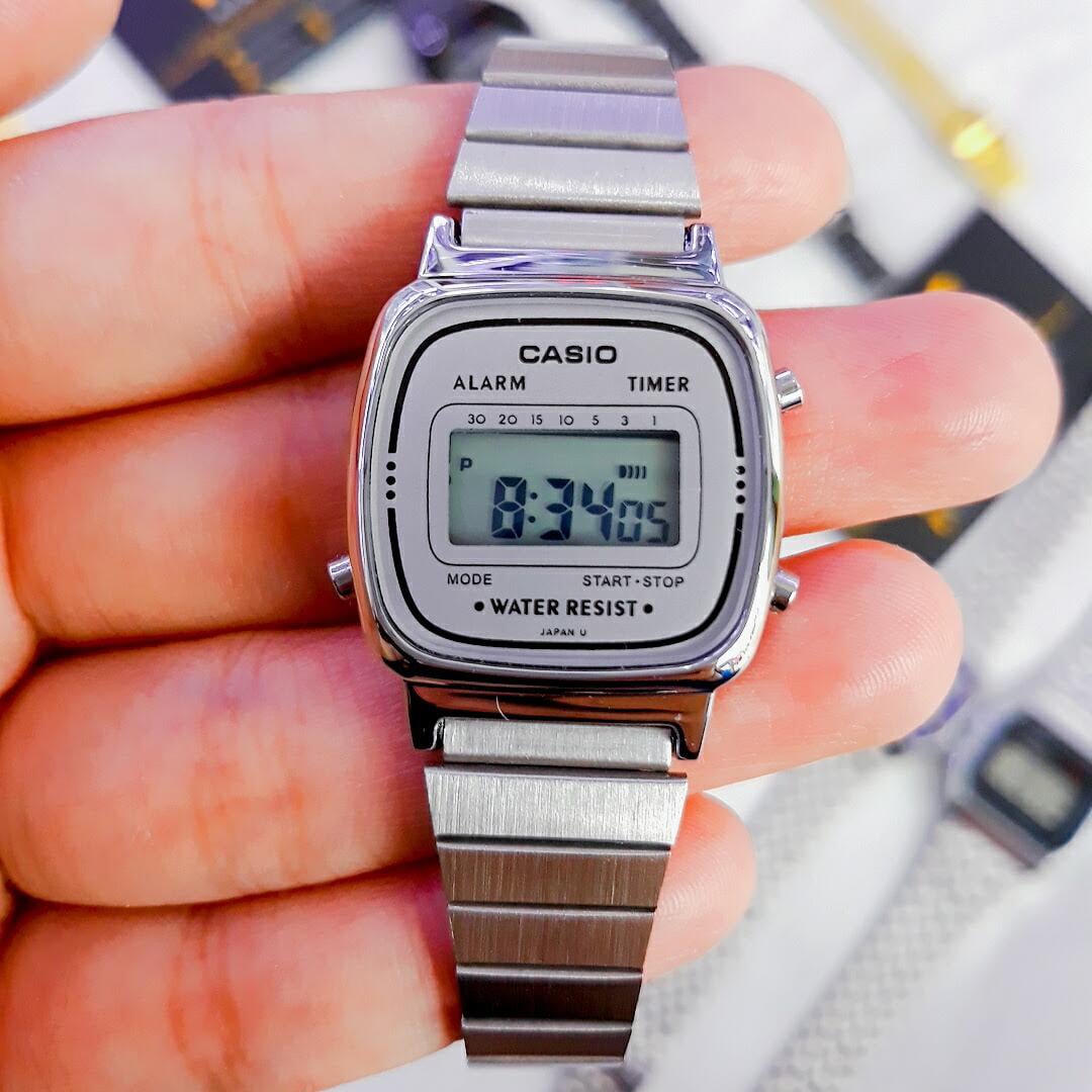 Đồng hồ điện tử Casio 3 nút vô cùng thông dụng