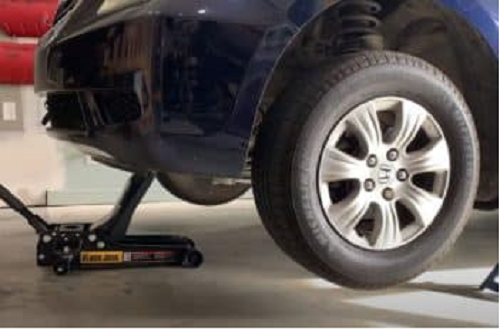 How to Change a Tire A Step-by-Step Guide to do it Yourself How to Change a Tire A Step-by-Step Guide to do it Yourself