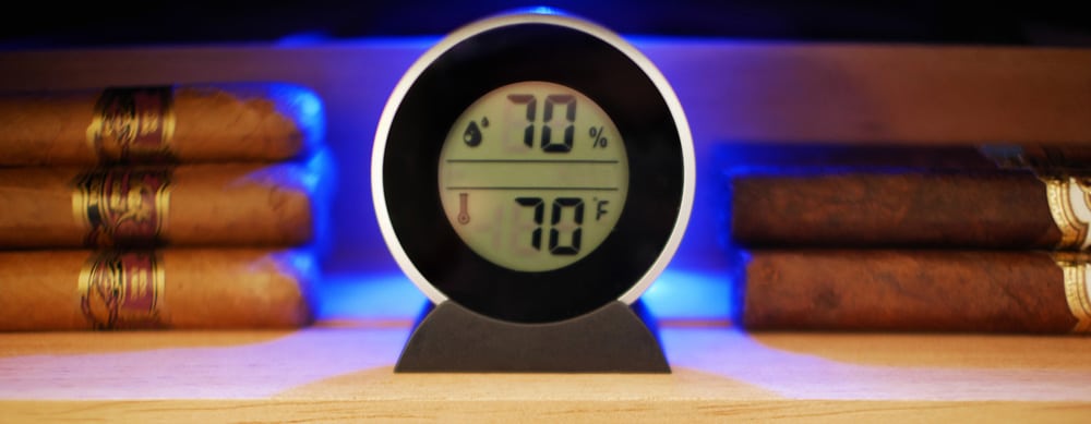 Best Hygrometer For Cigar Humidor : Review And Buying Guide Best Hygrometer For Cigar Humidor : Review And Buying Guide
