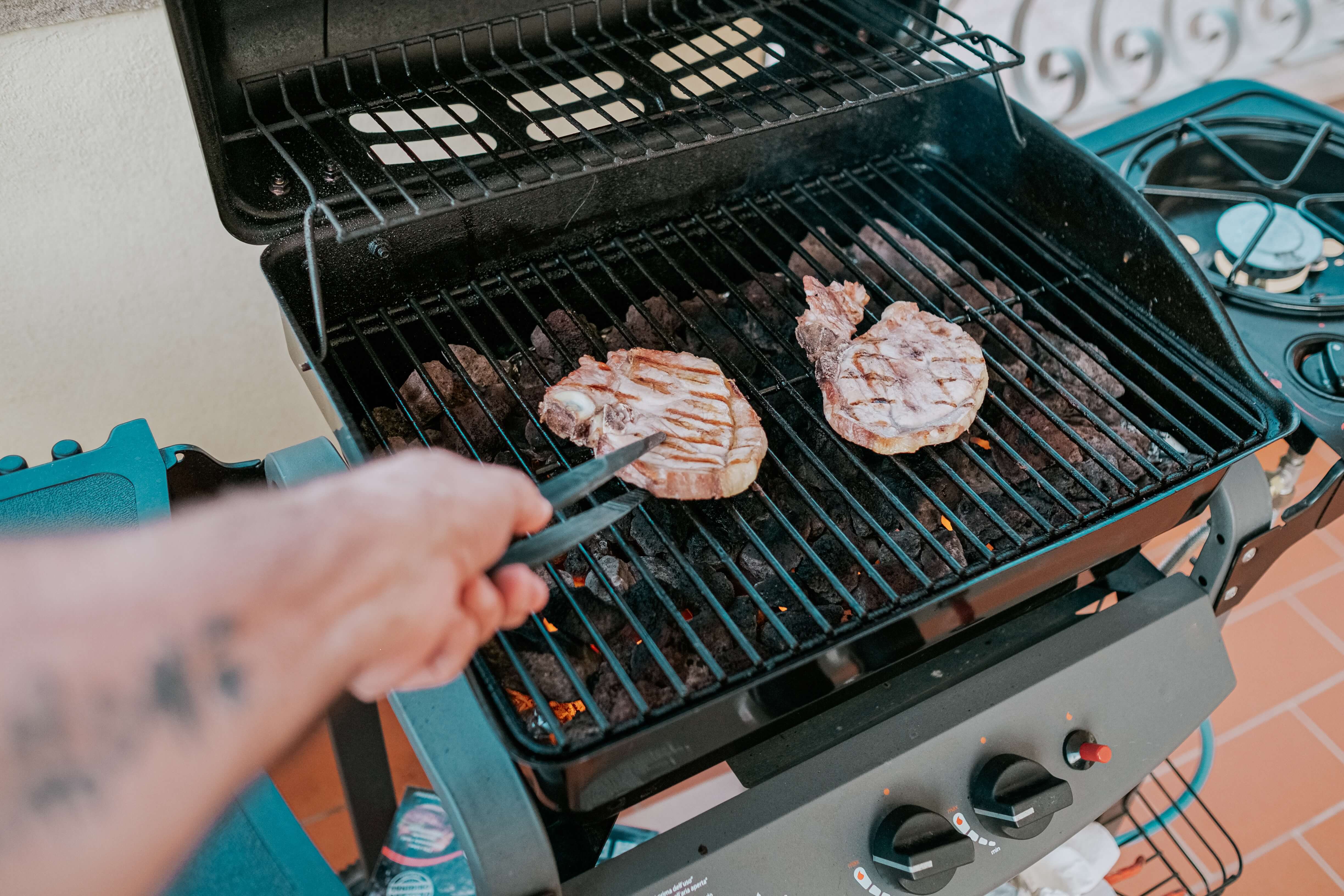 How To Use A Searing Burner On A Gas Grilling: Use It Like A Pro How To Use A Searing Burner On A Gas Grilling: Use It Like A Pro