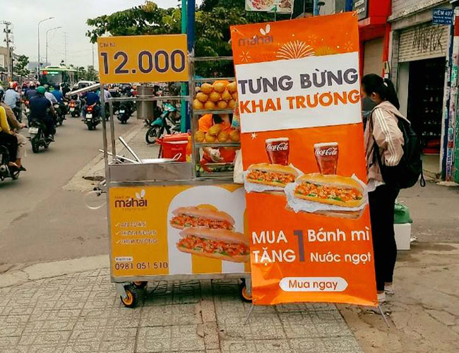 can-tim-nguoi-phu-ban-banh-mi-lien-he-o-dau