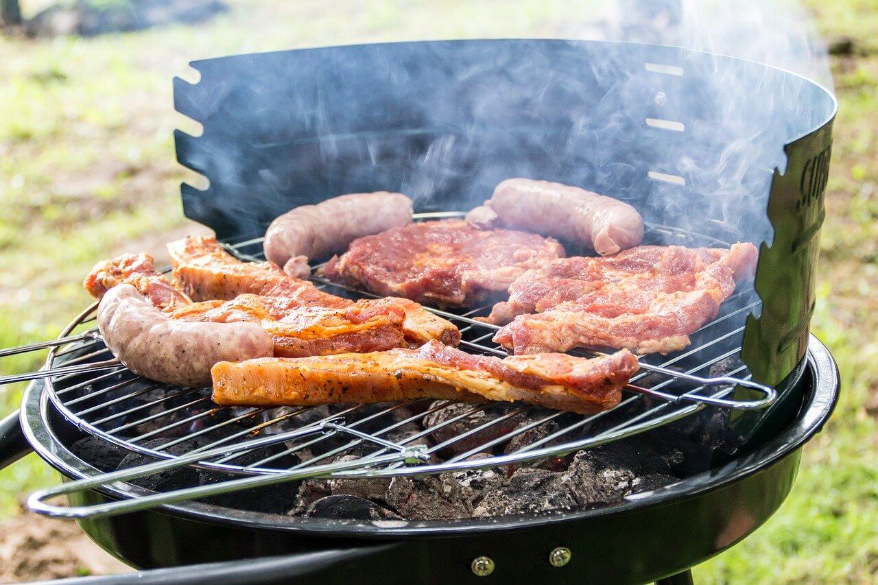 How to Use a Smoker Tube on a Gas Grill - The Ultimate Beginner's Guide How to Use a Smoker Tube on a Gas Grill - The Ultimate Beginner's Guide