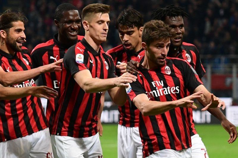 A.C. Milan là đội bóng vô địch cúp C1 đứng thứ hai sau đội quỷ đỏ