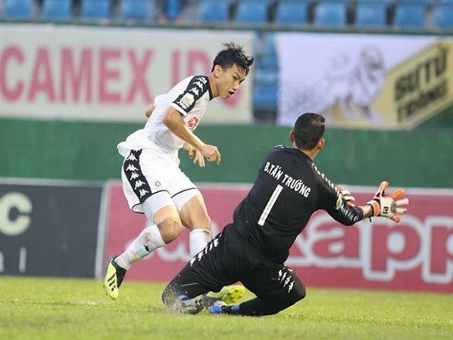 Cuộc sống bên ngoài sân bóng của thủ môn Bùi Tấn Trường