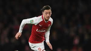 Hành trình trở thành tiền vệ tấn công hay nhất ở Arsenal của Mesut Ozil