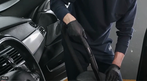 How to Vacuum Your Car Like a Pro Step by Step Instructions How to Vacuum Your Car Like a Pro Step by Step Instructions