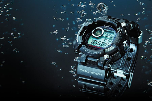 Tính kháng nước của đồng hồ thể thao nam Casio