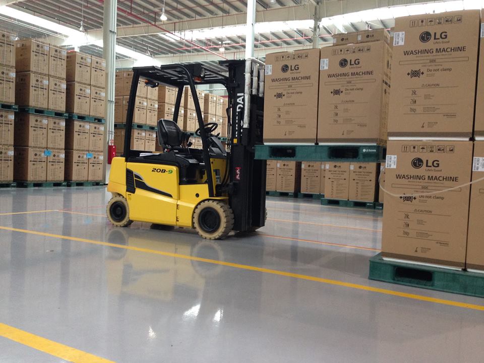 Dịch vụ cho thuê xe nâng từ 1 tấn – 3,5 tấn ở đâu giá rẻ