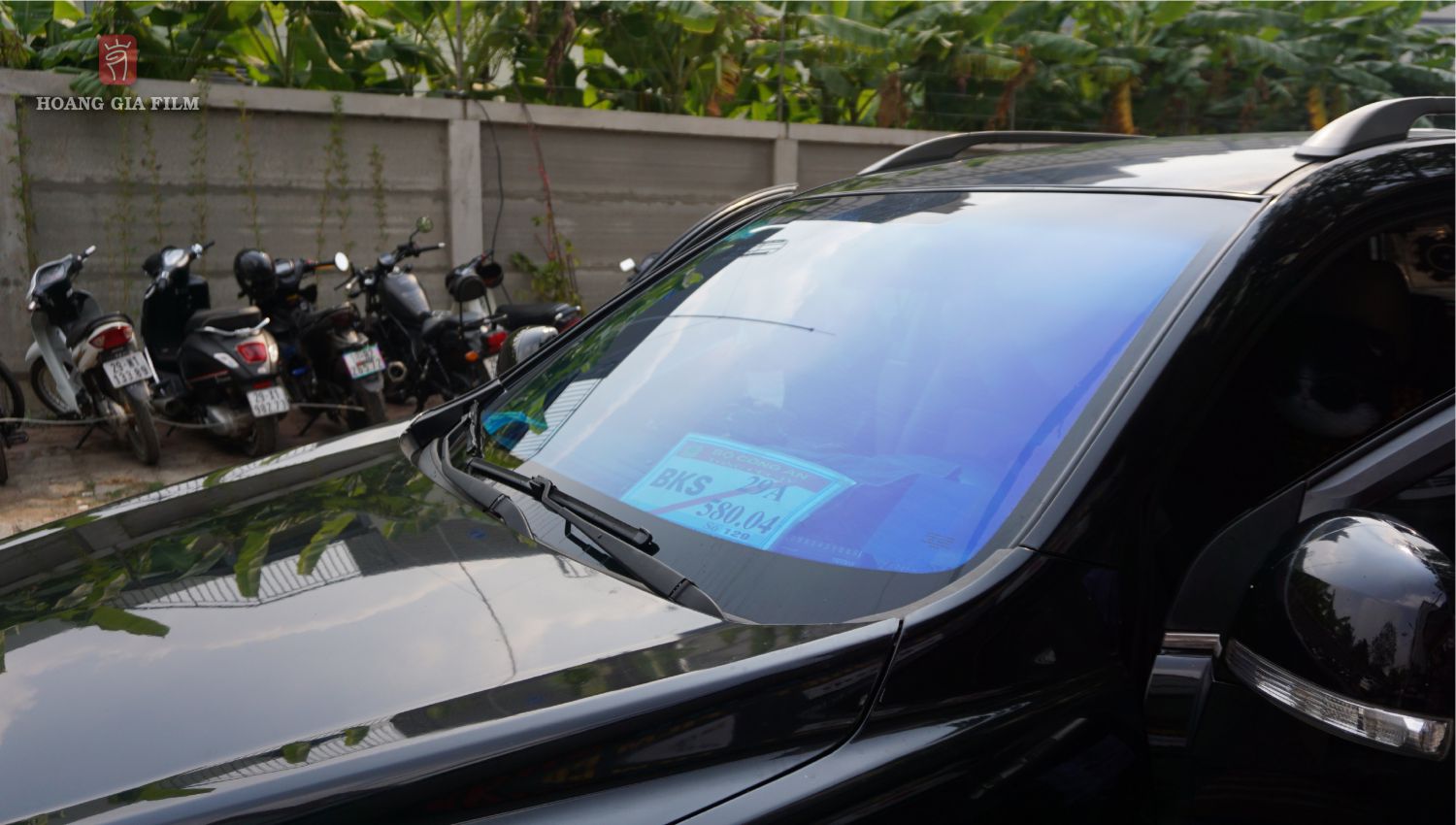 Dán phim đổi màu xe Chevrolet