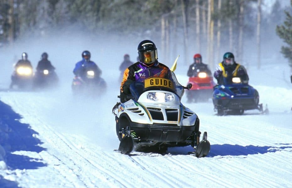Best Snowmobile Helmet Goggle Combo : Review And Buying Guide Best Snowmobile Helmet Goggle Combo : Review And Buying Guide